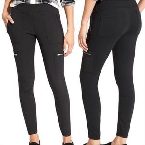 Athleta Wander Black Cargo Pants. Size 8